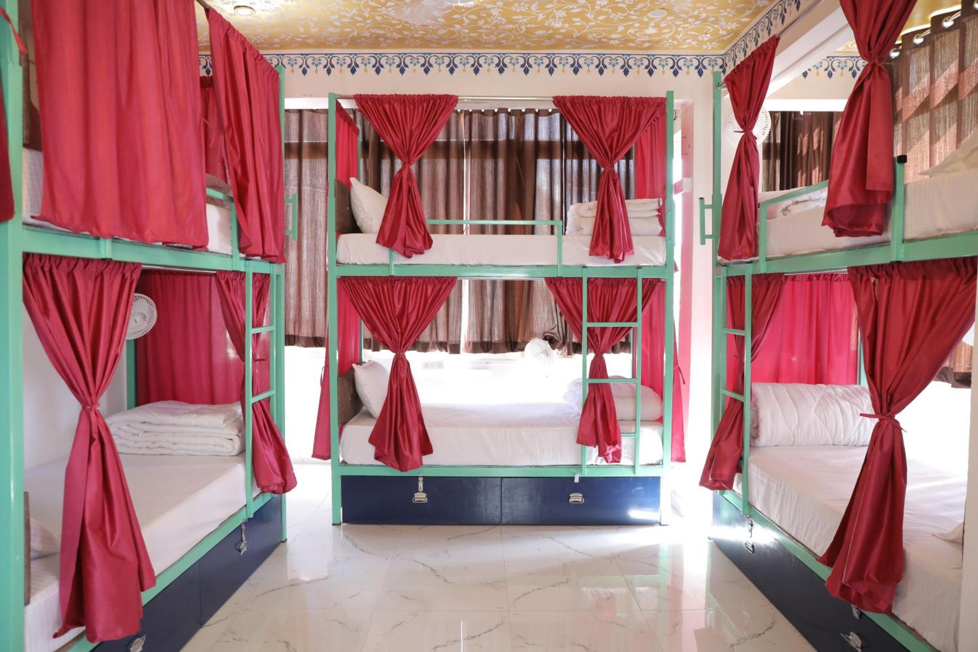 Hostel Funky Bunky Udaipur Exterior foto