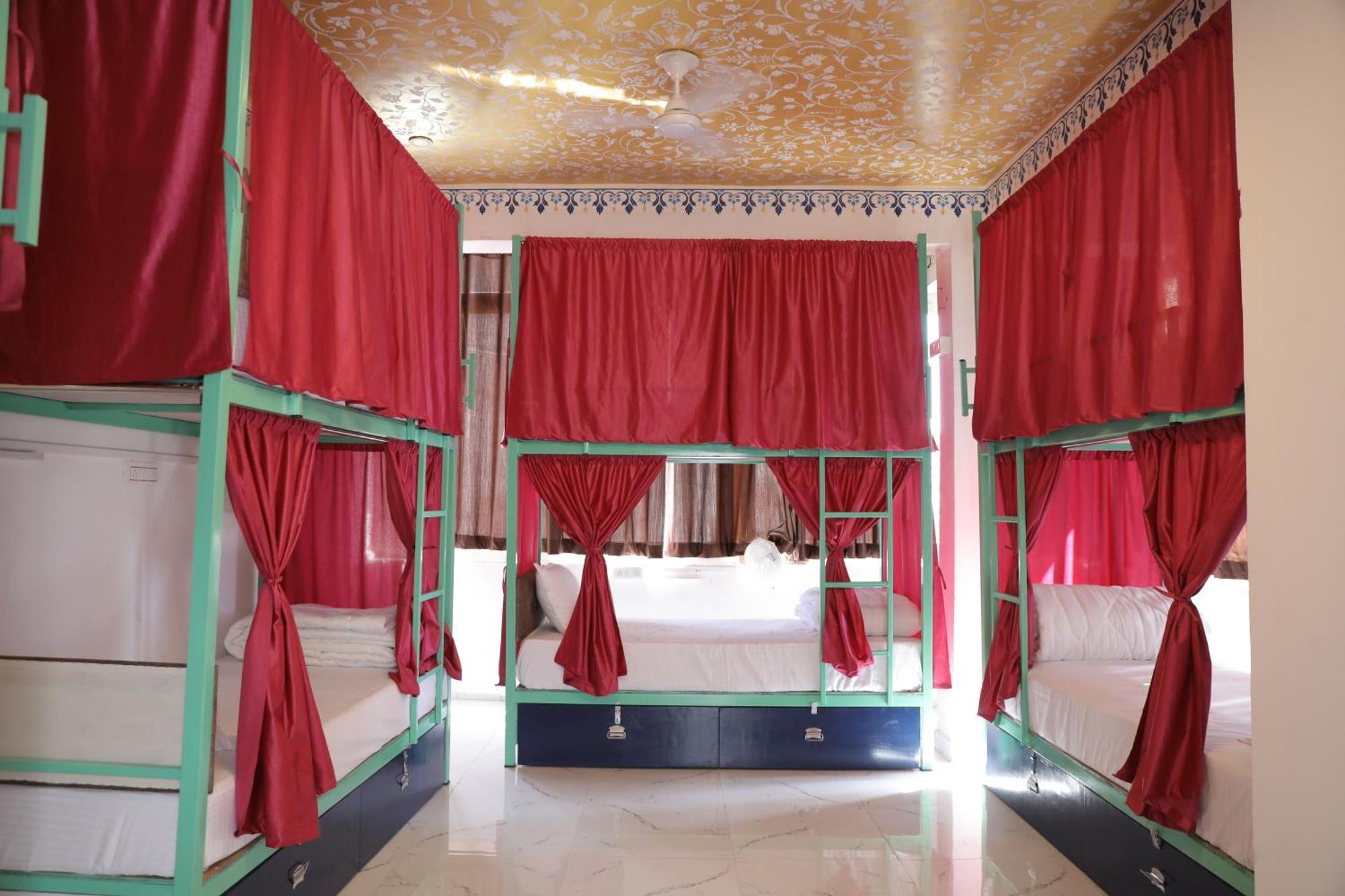 Hostel Funky Bunky Udaipur Exterior foto